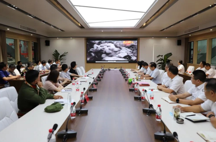 “庆七一，颂党恩”交通产业Ezpay富港板块召开银企共建活动